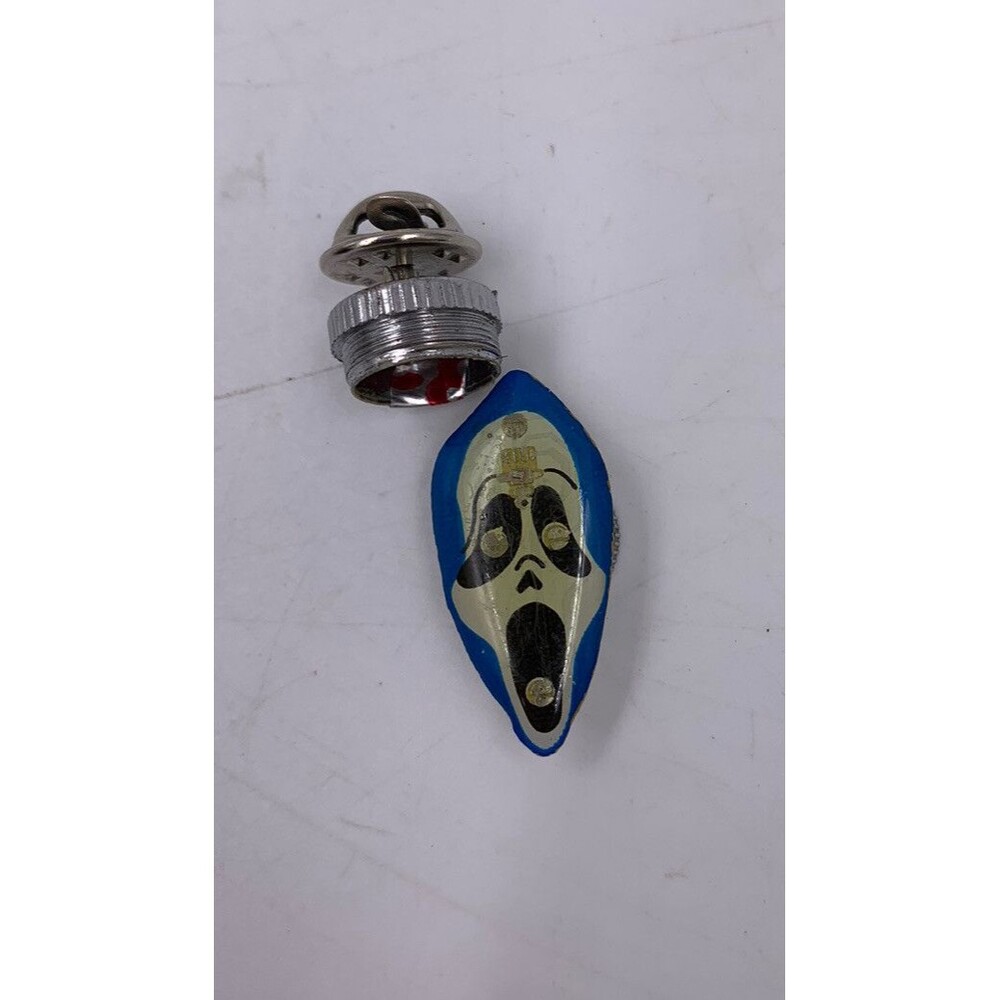 Vintage Light Up Halloween Scream Mask Flashing Light Battery Operated Lapel Pin